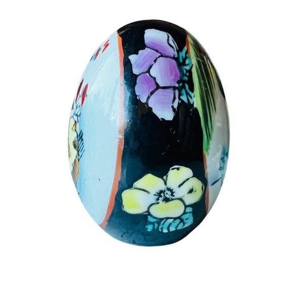 Hand-Painted Satsuma Porcelain Decorative Asian-Themed Egg With Floral & Village - Picture 2 of 9